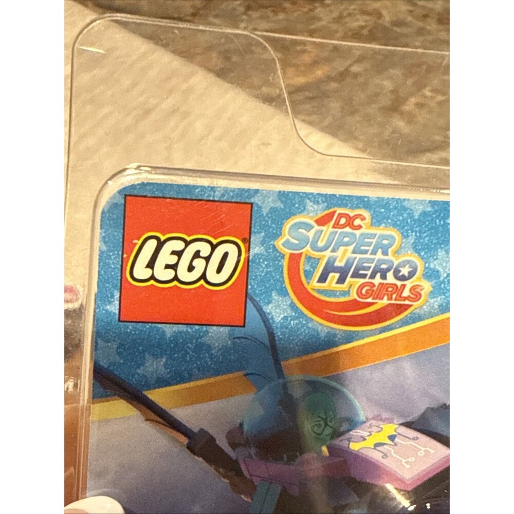 LEGO DC: Batgirl Minifigure Blister NYCC 2016 Exclusive New York Comic Con Rare - Picture 7 of 9